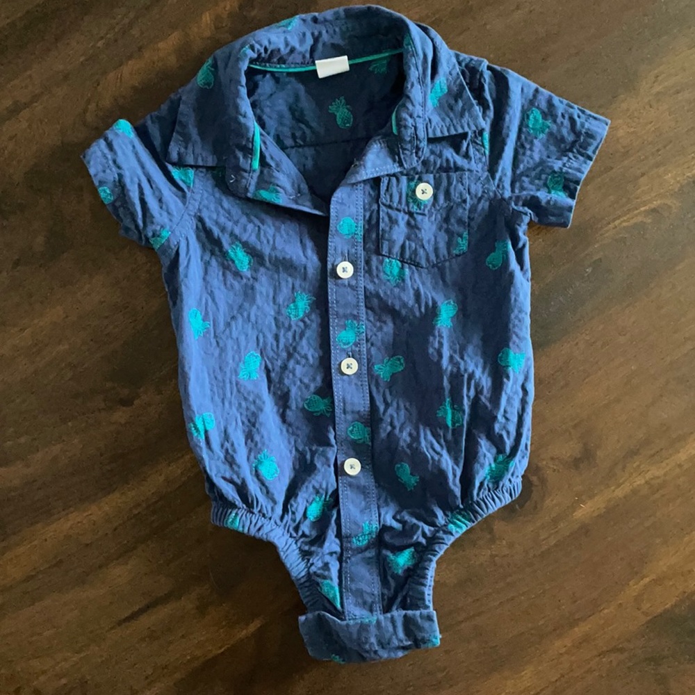 Gap baby button down shirt